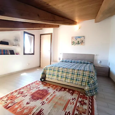 Lägenhet Bellissimo A 250metri Dal Mare. Olbia